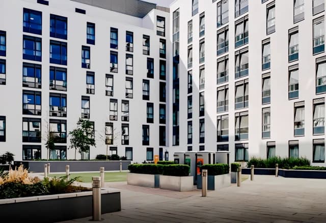 Gob Sterling Court (Wembley)