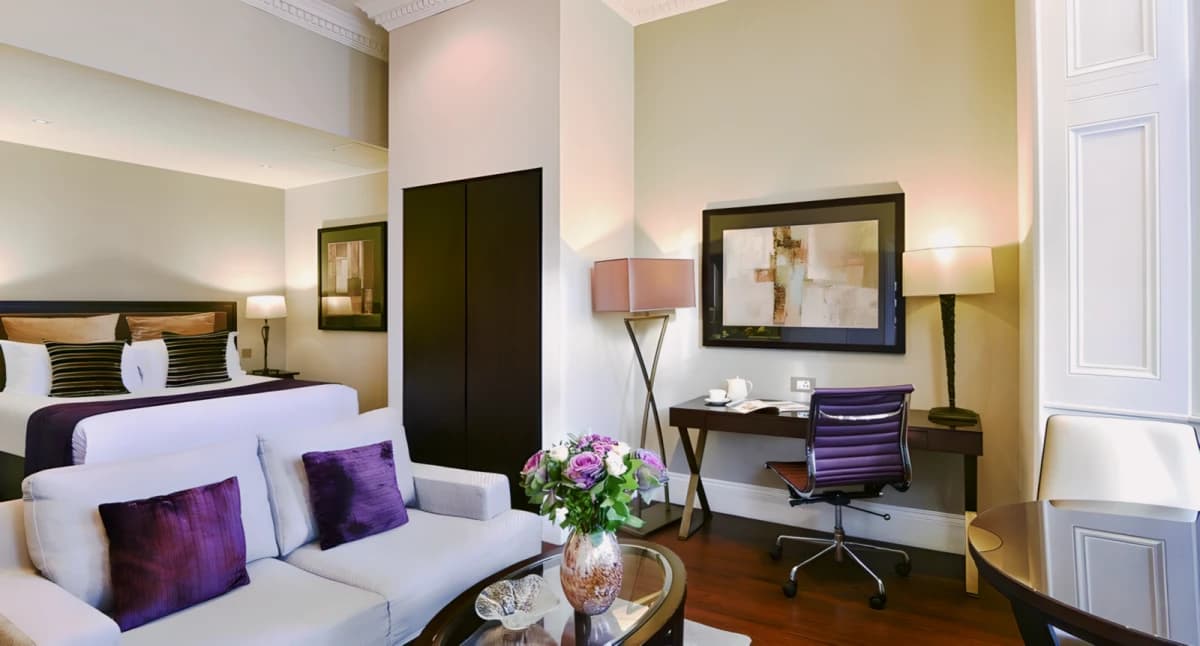 SL-Queen’s Gate Gardens — Studio Apartment