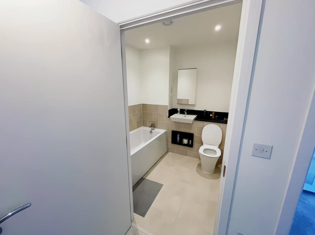 DK-Tidey Apartments — 2 Bedroom 2 Bathroom Flat80