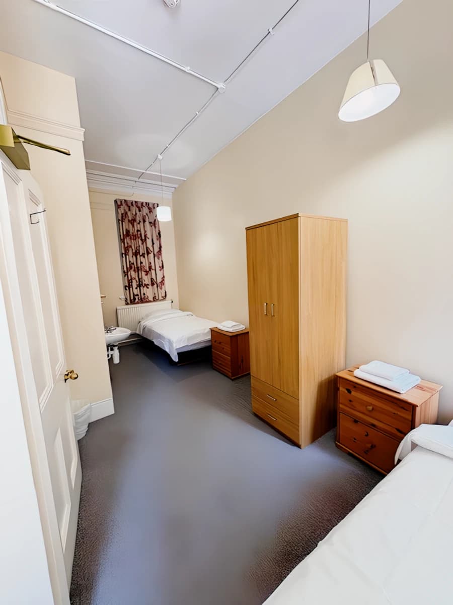 Queen Alexandra's House — Twin Room