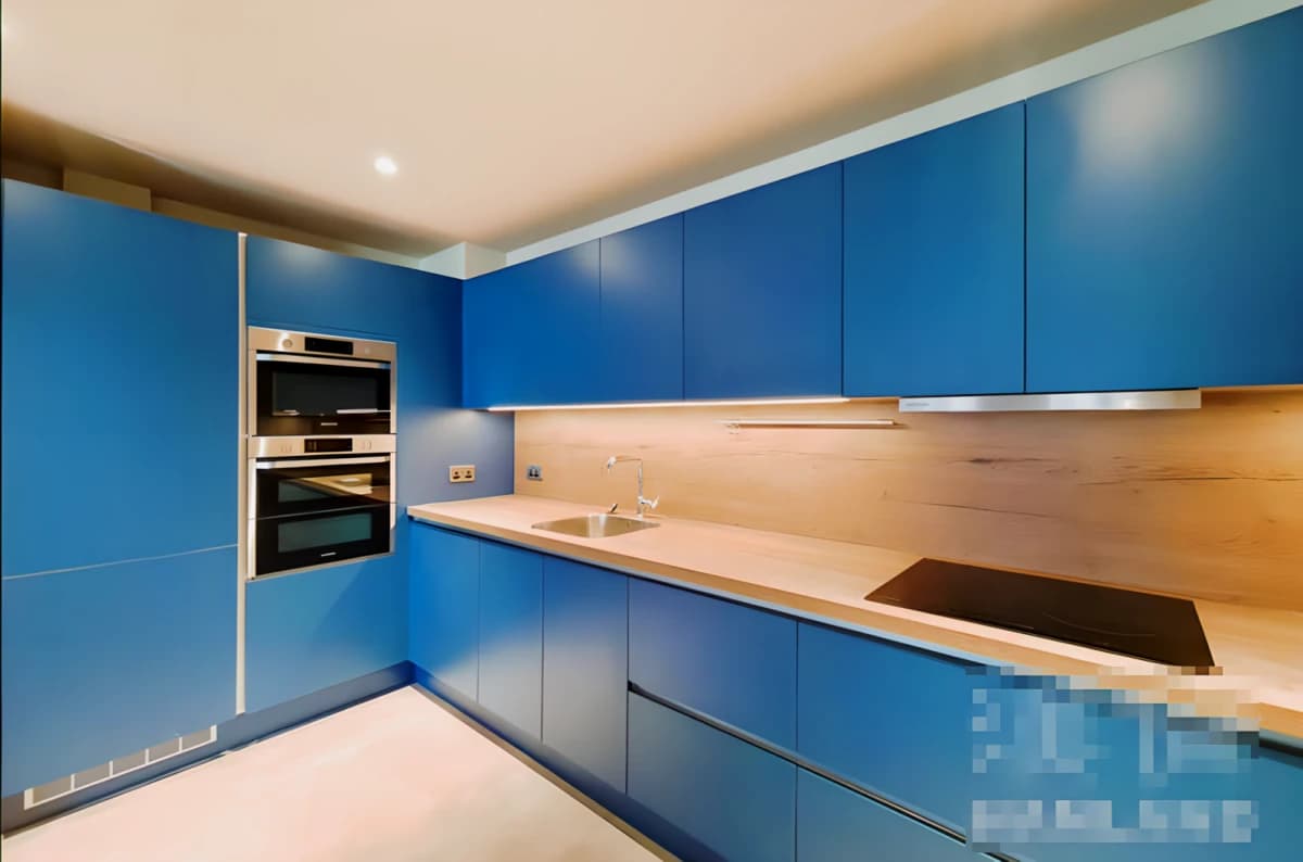 HL-The Robinson East — 3 Bedroom 2 Bathroom A-Room 2