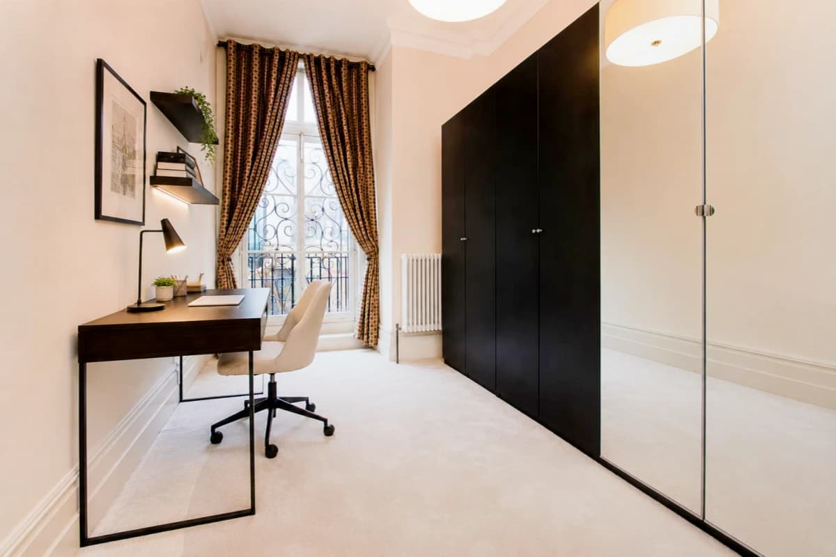 Pont Street, Knightsbridge — 2 Bed 2 Bath, Flat 1, 40