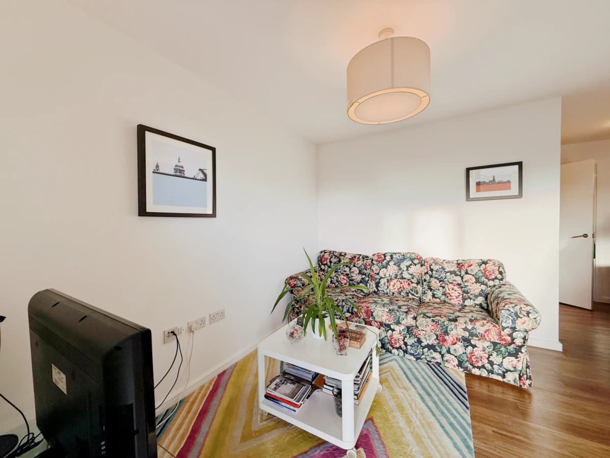 FH-Acton Gardens — 2 Bedroom 2 Bathroom Flat18