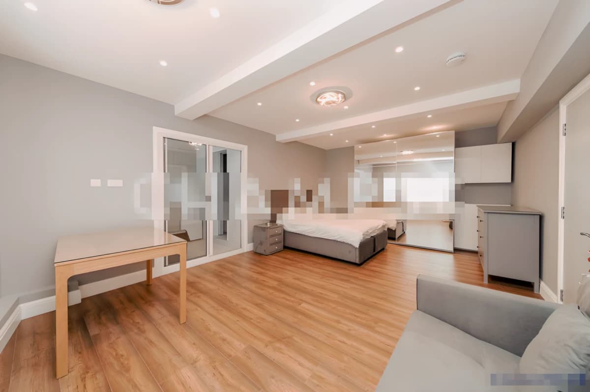 CM-Cheyne Close — 4 Bedroom 3 Bathroom