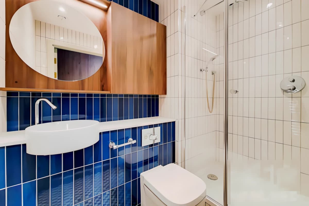 HL-Madison East — 3 Bedroom 2 Bathroom-Standard Room