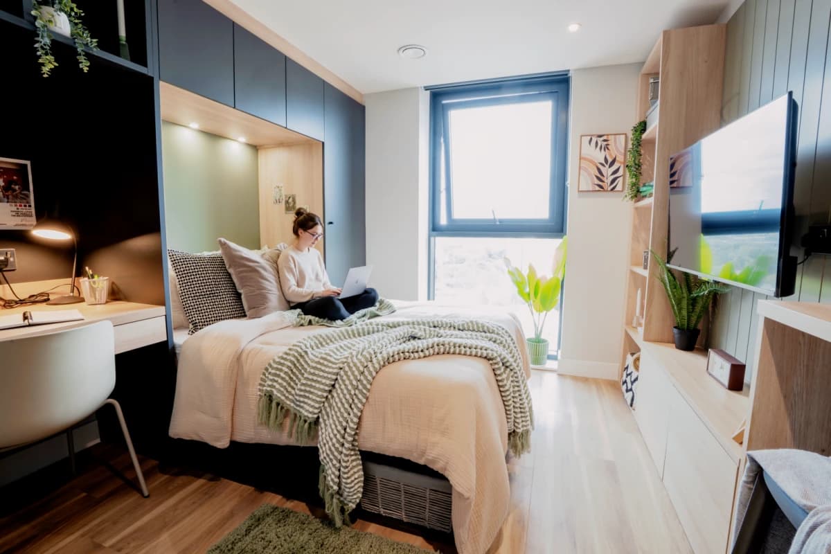 Fusion Brent Cross Town — Classic Studio Plus Standard Floors