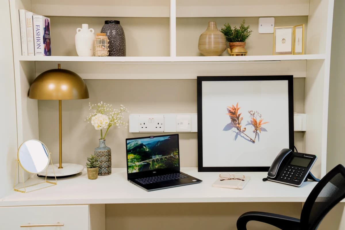 Portchester House — Bronze Deluxe Studio Accessible