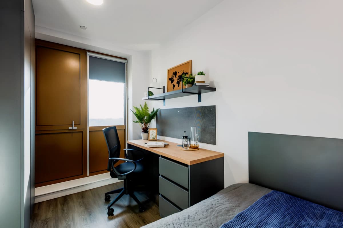 The Valentine — 7 Bed Ensuite