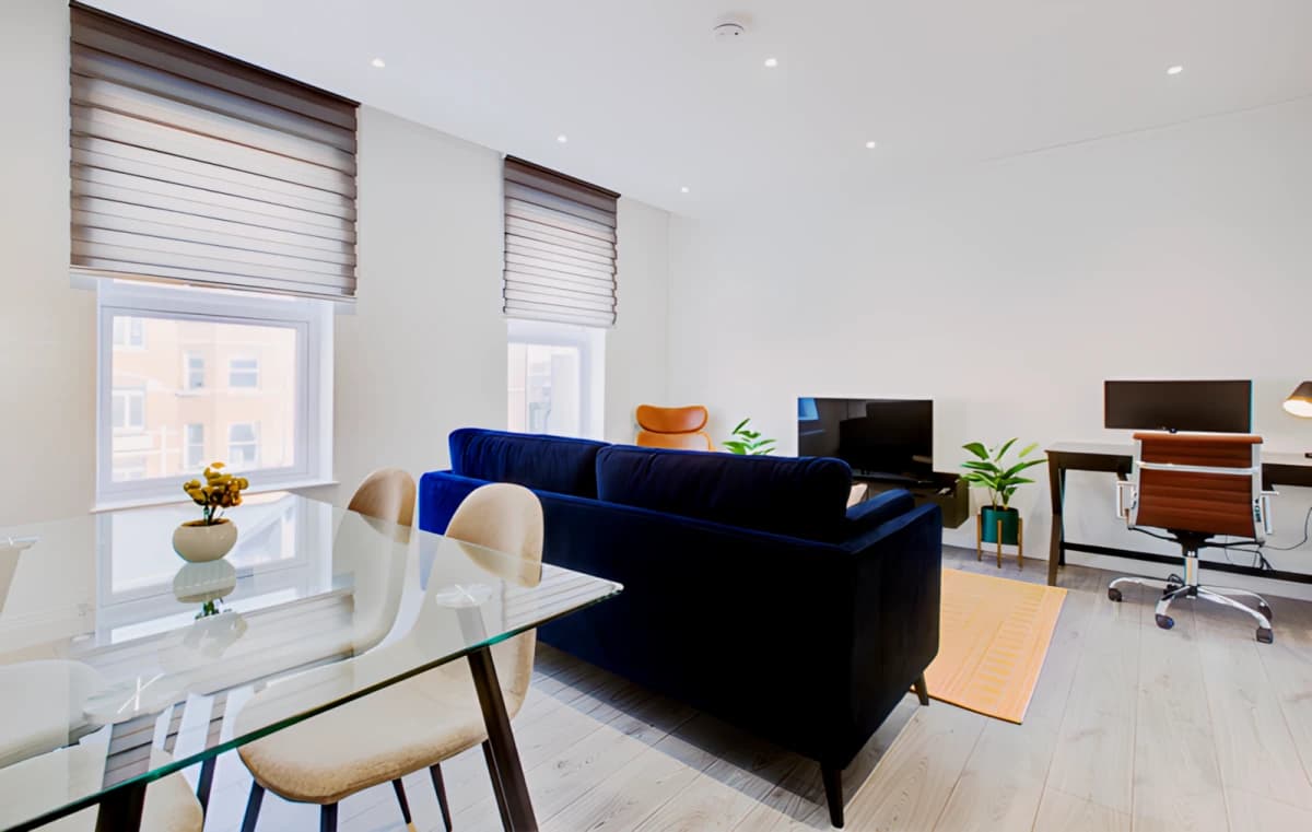Hybrid Resi - Fulham — Three Bedrooms Apartment