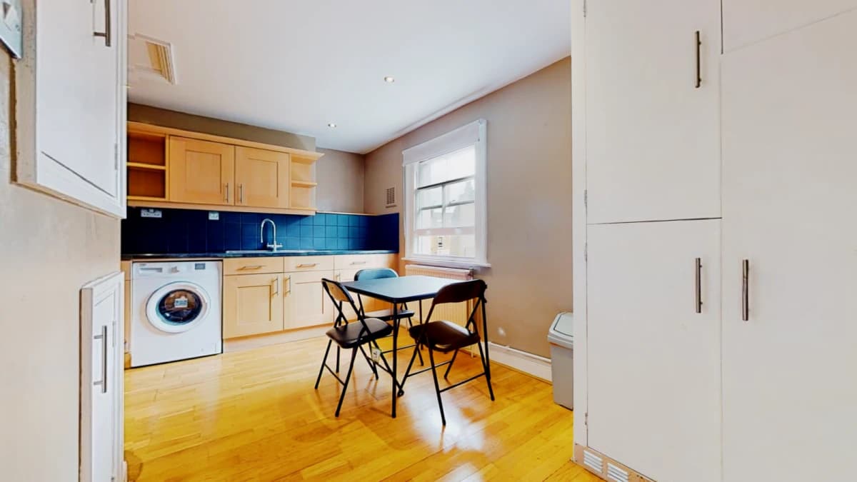 Kings Cross Road A — 2 Bedroom 1 Bathroom Entire property