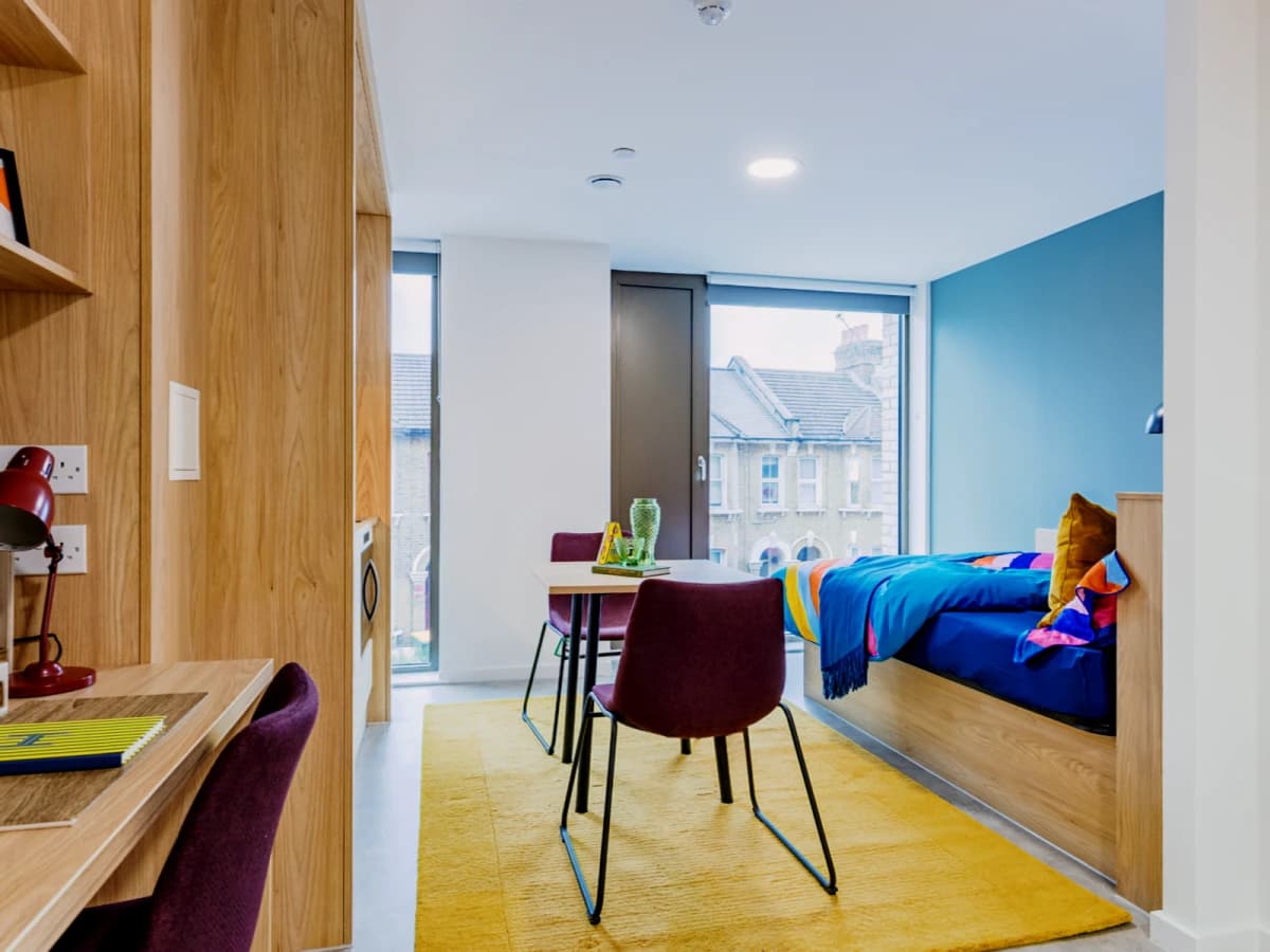 Venti House — Superior Plus Studio