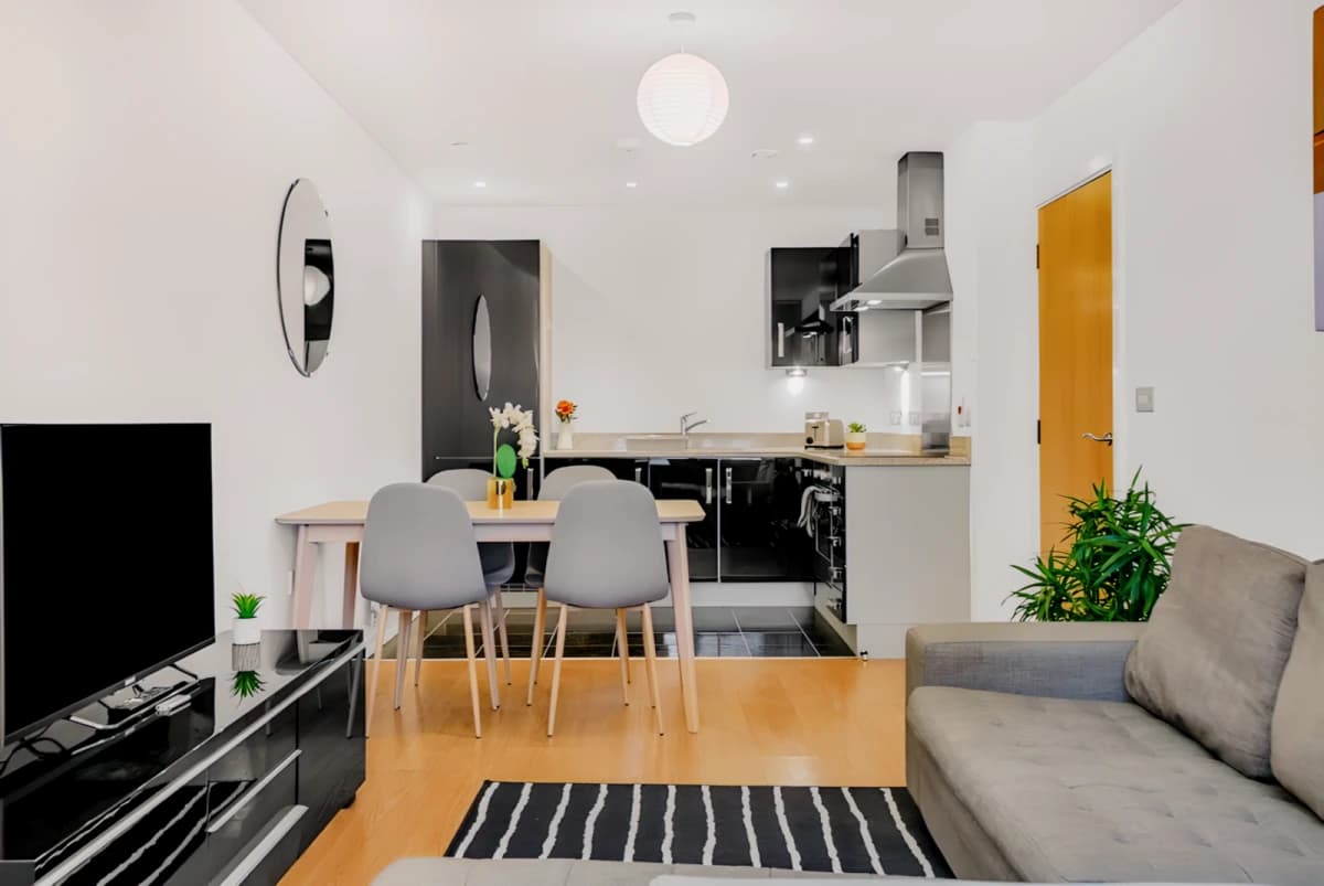 Greenwich Serviced Apartments — 2 Bedroom Apartment