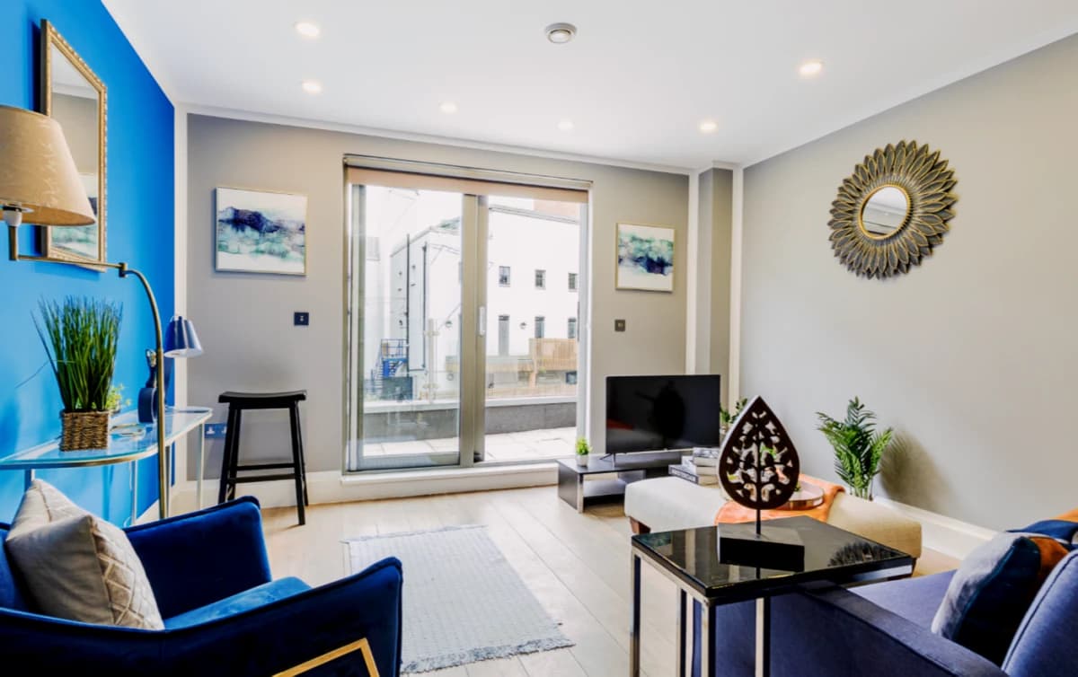 Harrow Road, W10 — 3 Bedroom 2 Bathroom