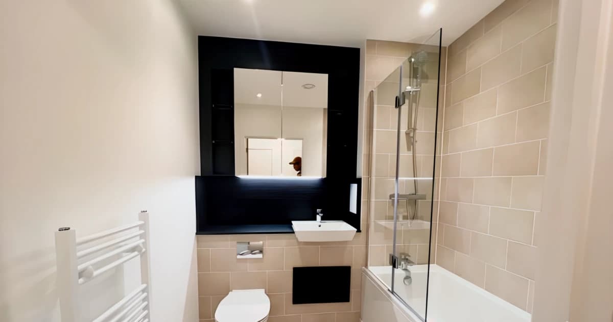 HL-Garraway Apartments — 1 Bedroom 1 Bathroom