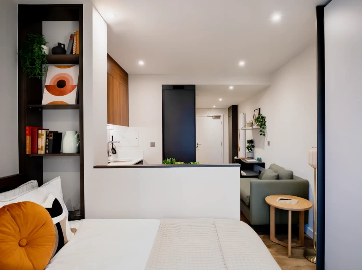 Enclave Acton — Comfy Premium Studio