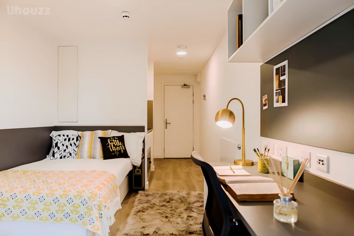 Lit White City Residence — Gold Studio Upper Level Premium View