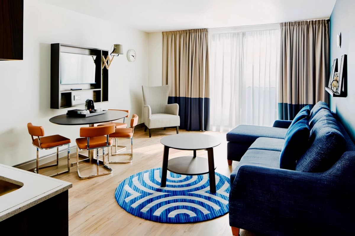 SL-Long Lane — 2 Bed Apartment