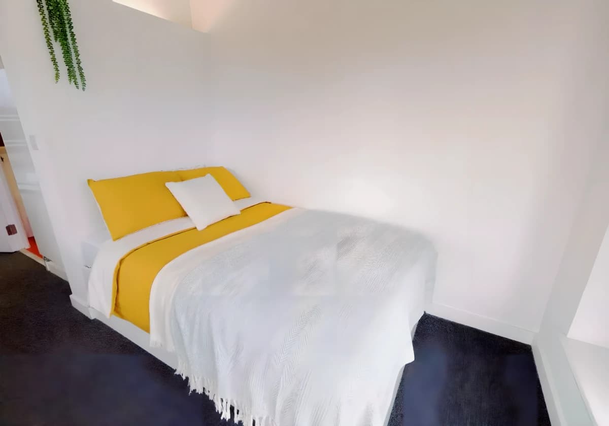 iQ Flinders House — Silver Studio Plus