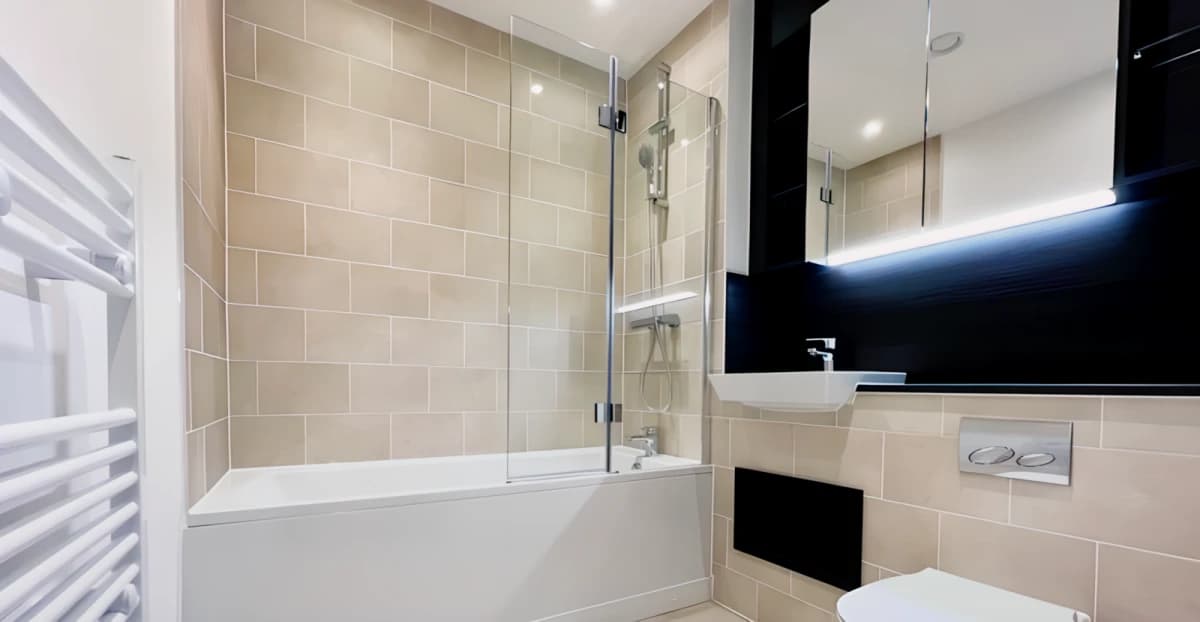 HL-Tabbard Apartments — 1 Bedroom 1 Bathroom