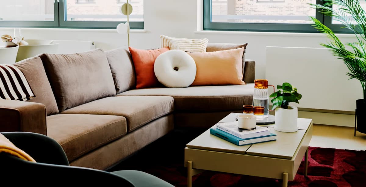 Uncle Wembley - Wembey Gardens — One Bedroom Apartments