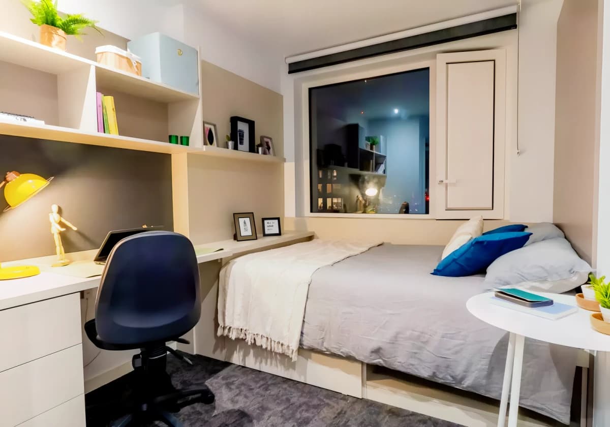 iQ Vega — Penthouse En Suite Plus