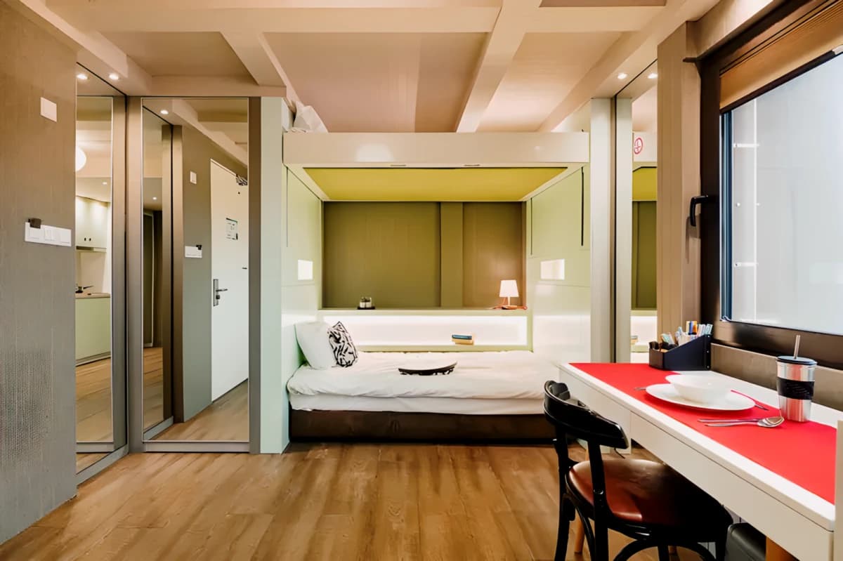 North Acton — Premium Studio