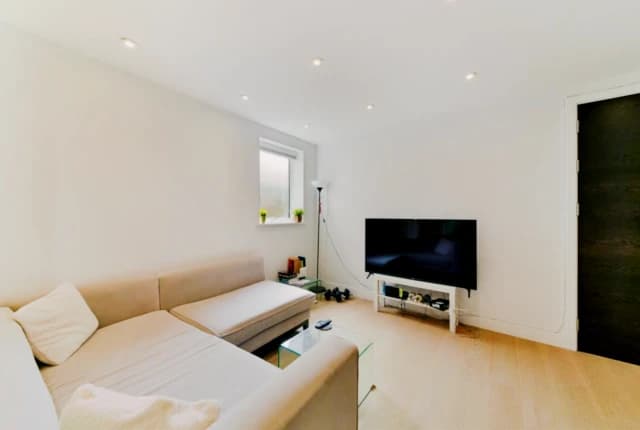LH-Sandon Court