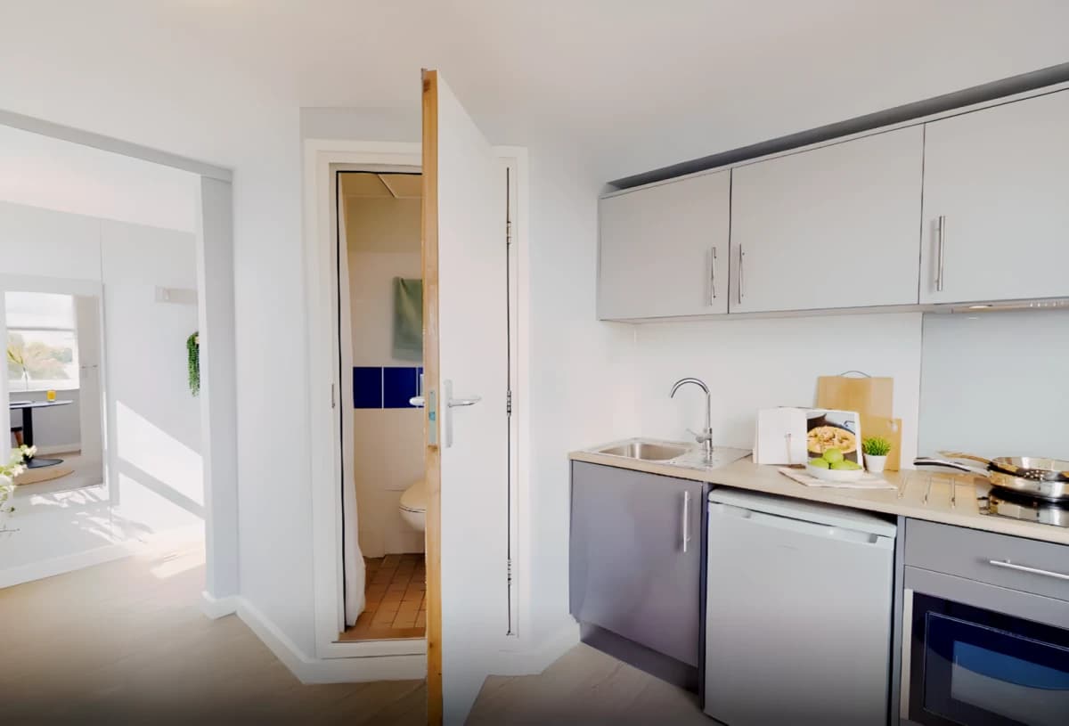 iQ Tufnell House — Silver Studio Plus
