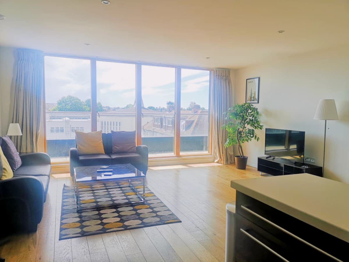 Ruislip Crown Apartments — 3 Bedroom Apartment