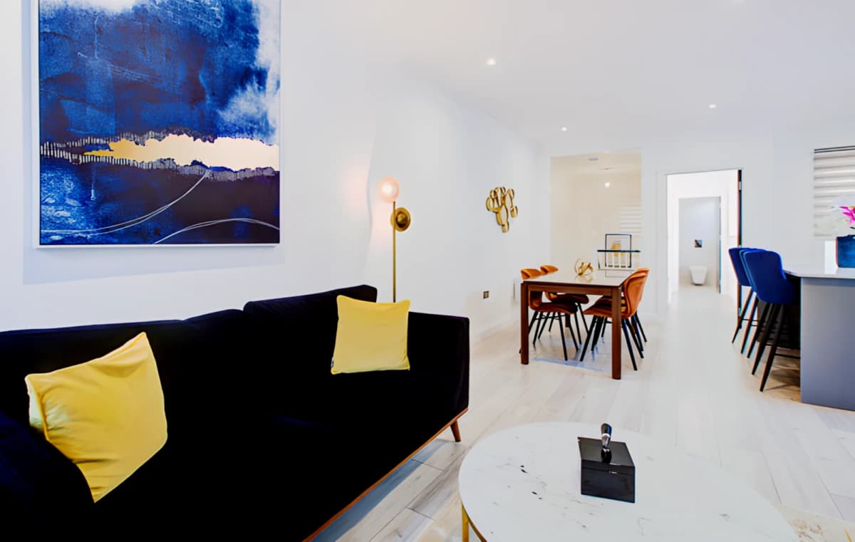 Hybrid Resi - Fulham — Three Bedrooms Duplex Apartment