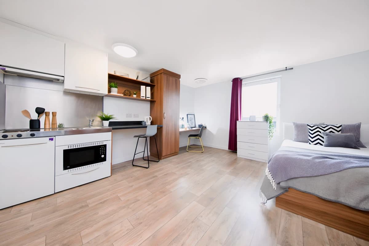 Gob Student Living Heights — Accessible Studio Classic