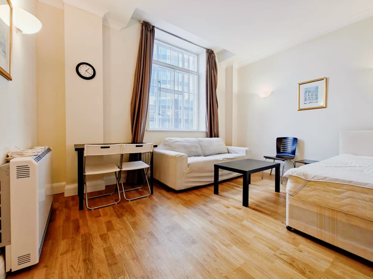 LH-County Hall — 2 Bedroom 1 Bathroom
