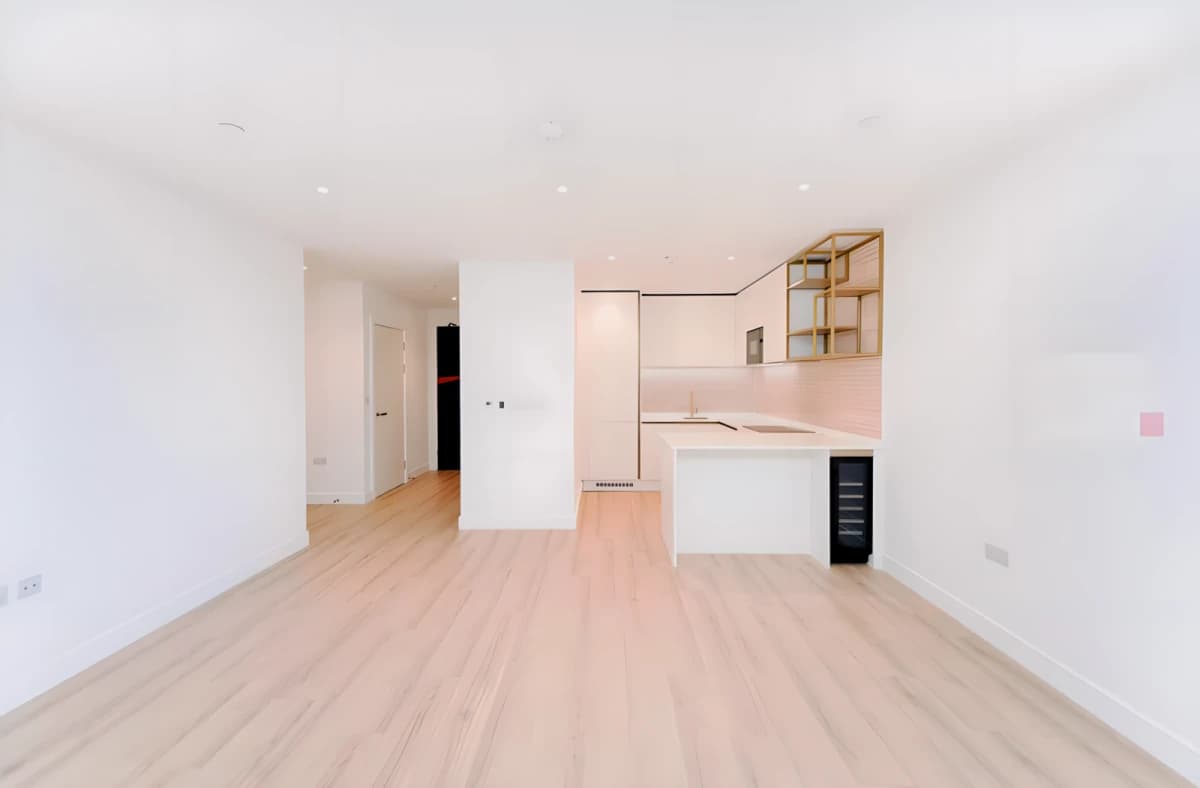 LCH-Waterview House — 1 Bedroom 1 Bathroom Flat 22