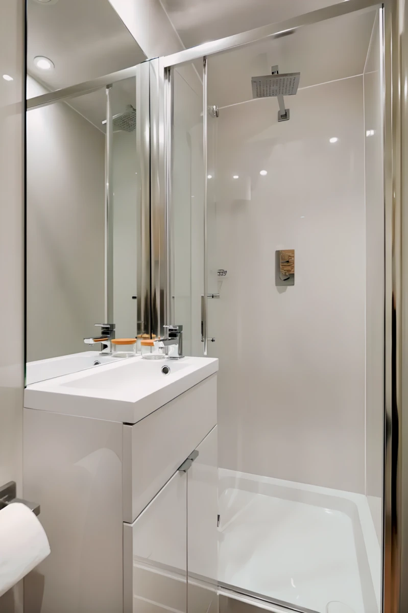 North Acton — Single Studio