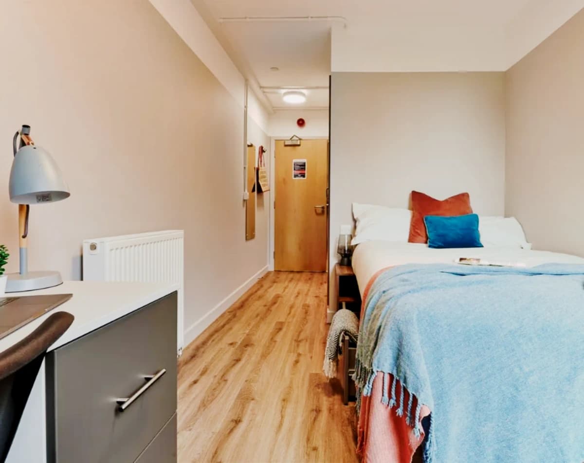 The Helix — Platinum En-suite