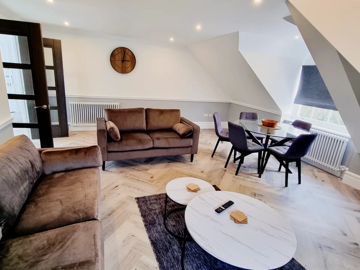 Mount House — 3 Bedroom Apartment