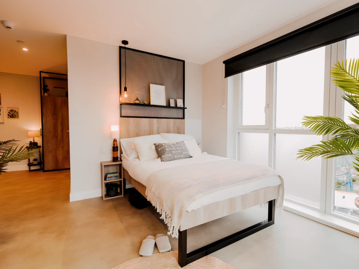 Lit South Bermondsey — Superior En-suite