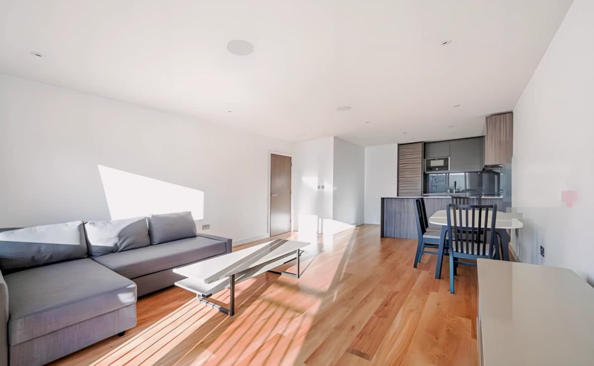LCH-Goldhawk House — 2 Bedroom 2 Bathroom Flat 37