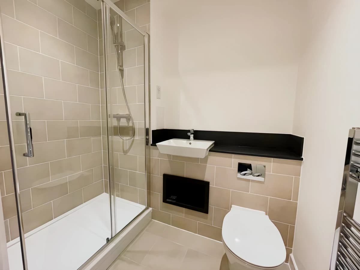 FH-Tabbard Apartments — 2 Bedroom 2 Bathroom Flat8