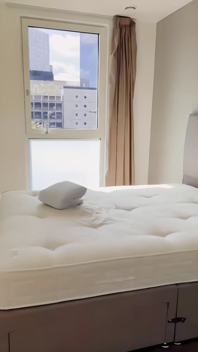 Taffeta House — 2 Bedroom 2 Bathroom Flat5